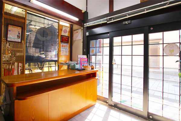 店舗風景 西尾クリーニング店舗